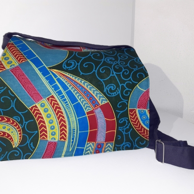 Sac à main bleu rabat double face . Face 1