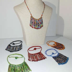 Collier perles de papier